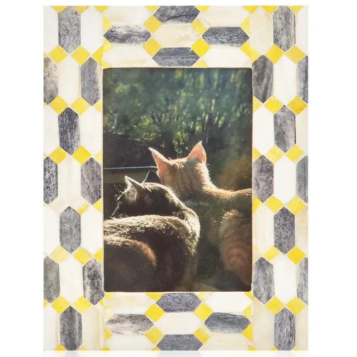 0928 (A+D) Kitties Sunset Yellow Mosaic
