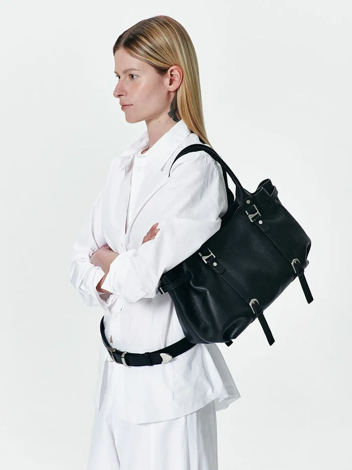 AHNI Ruskin tote bag