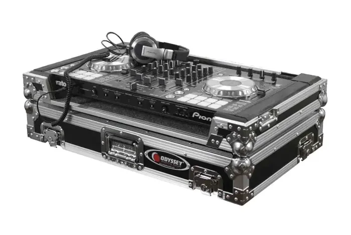 B-Stock: Odyssey FZPIDDJSX DJ Flight Case For Pioneer DDJ-RX / SX / SX2 / S1 / T1 Controllers