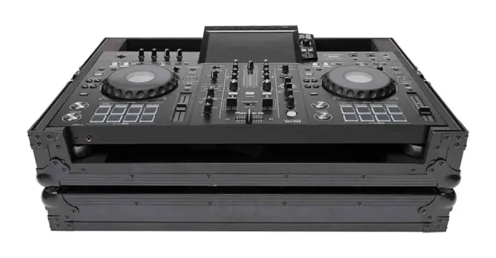 B-Stock Scratch & Dent: Magma MGA41010 DJ-Controller Case for XDJ-RX3/RX2 – Black