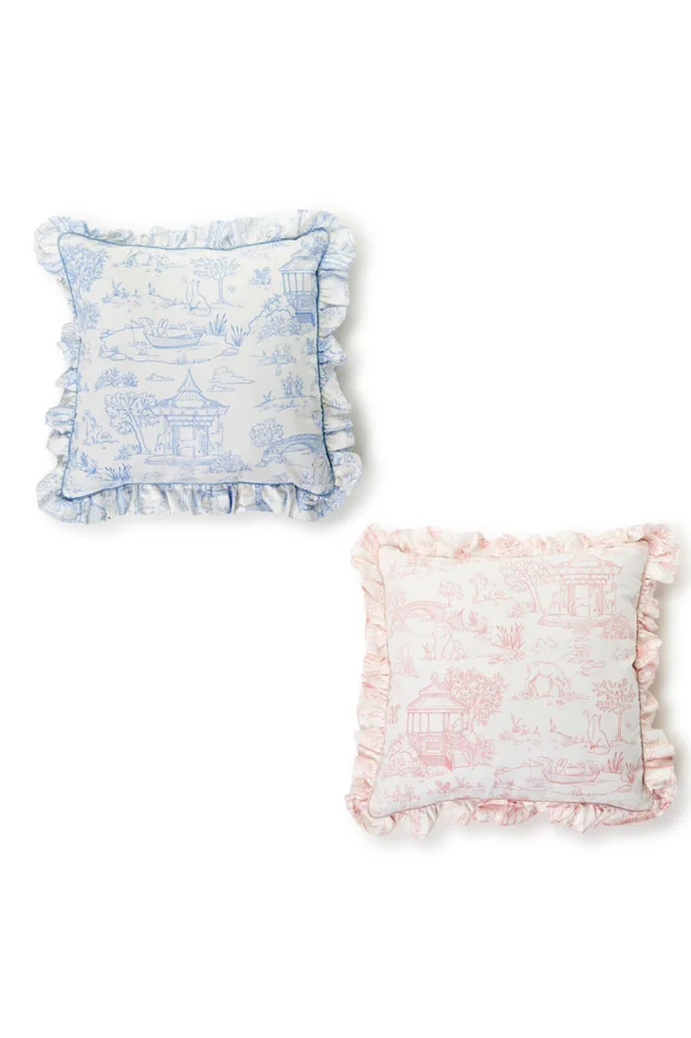 BABY ANIMAL TOILE DECORATIVE PILLOW WITH RUFFLE DETAIL AND ZIPPER