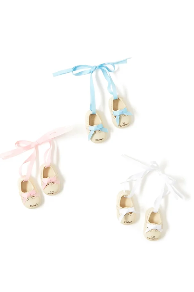 BABY SHOES 1ST CHRISTMAS ORNAMENT