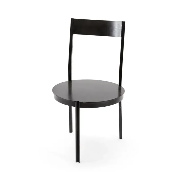 Black Metal Tripod Chair