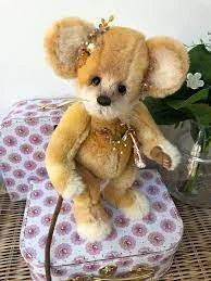 Charlie Bears Paris Stilton