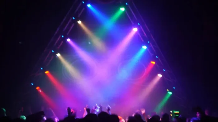 Chauvet Trusst CT290-410S, 12 Inches Straight Box 1 Meter Long Truss With 1 Set Of Connectors Online Hot Sale - Image 3