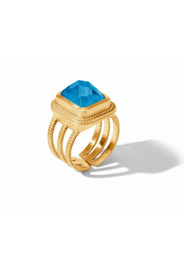 Cheval Statement Ring