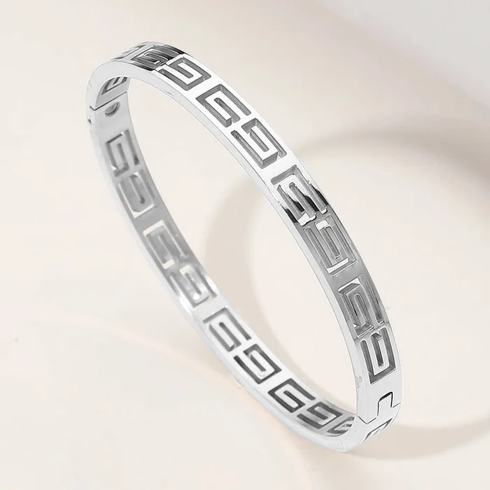 Geometric Cutout Hinged Bangle Bracelet: Silver