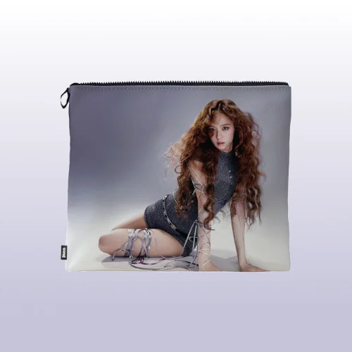 JISOO – [AMORTAGE] POUCH