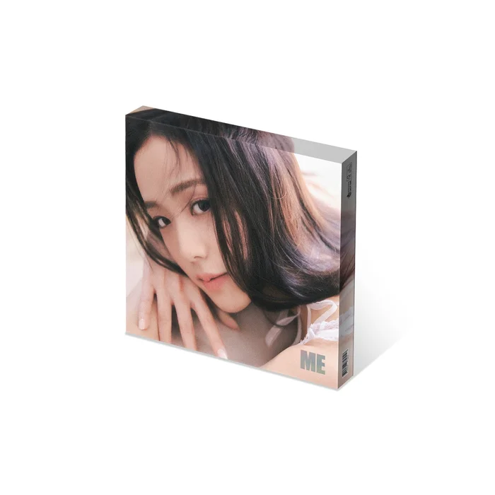 JISOO – FIRST SINGLE ALBUM ME (VINYL LP)