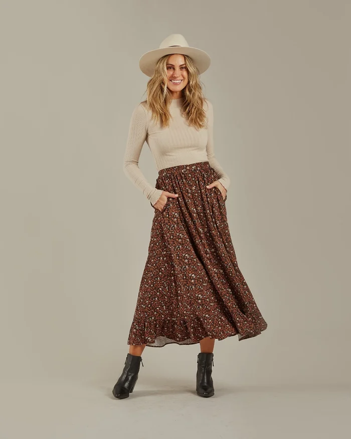 Last One: L – Oceanside Skirt (Women’s) – Winter Bloom