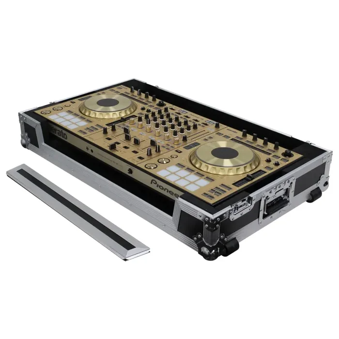 Open Box: Odyssey FRPIDDJRZW Flight Ready Case for Pioneer DDJ-RZ / DDJ-SZ / DDJ-SZ2 DJ Controllers with Wheels