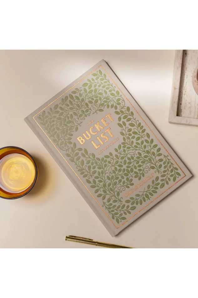 Our Bucket List Adventures: A Guided Journal For Couples