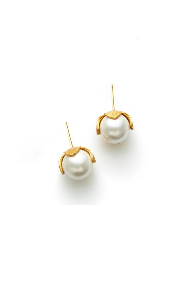 Penelope Demi Stud Gold Pearl – Small