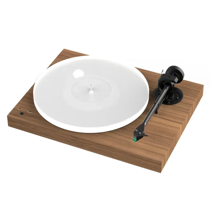 Pro-Ject: X1 Turntable w/ Olympia MM – Walnut
