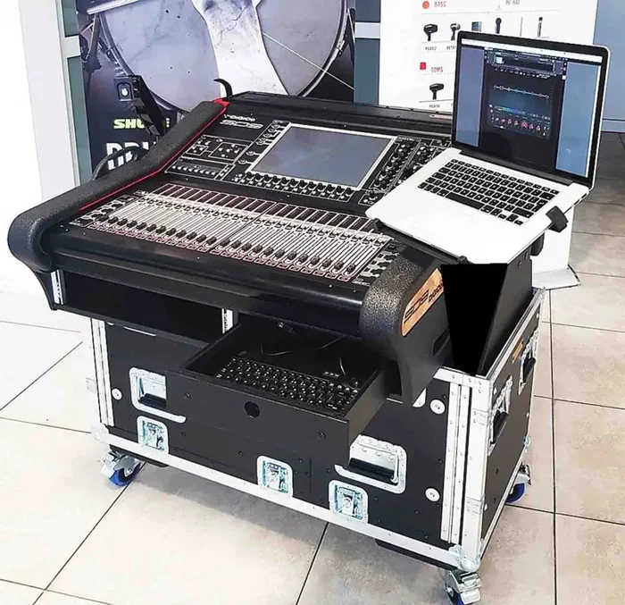 ProX XZF-DIG-SD9 D 2U Hydraulic Lift DJ Case for Digico SD9 Digital Mixing Console