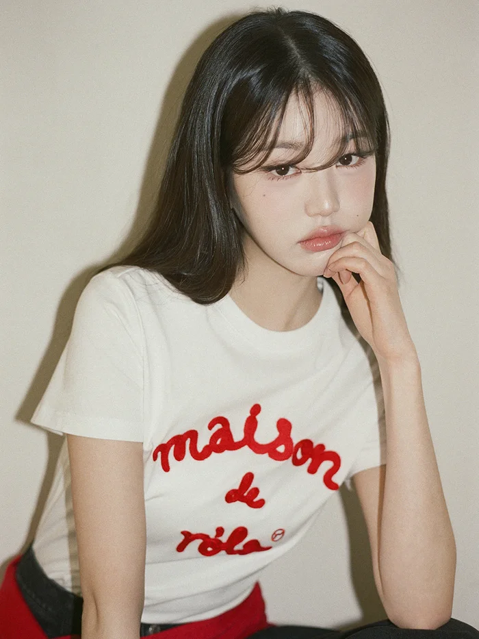 rolarola MAISON DE ROLA EMBROIDERY T Shirt (Jang Wonyoung WAER)