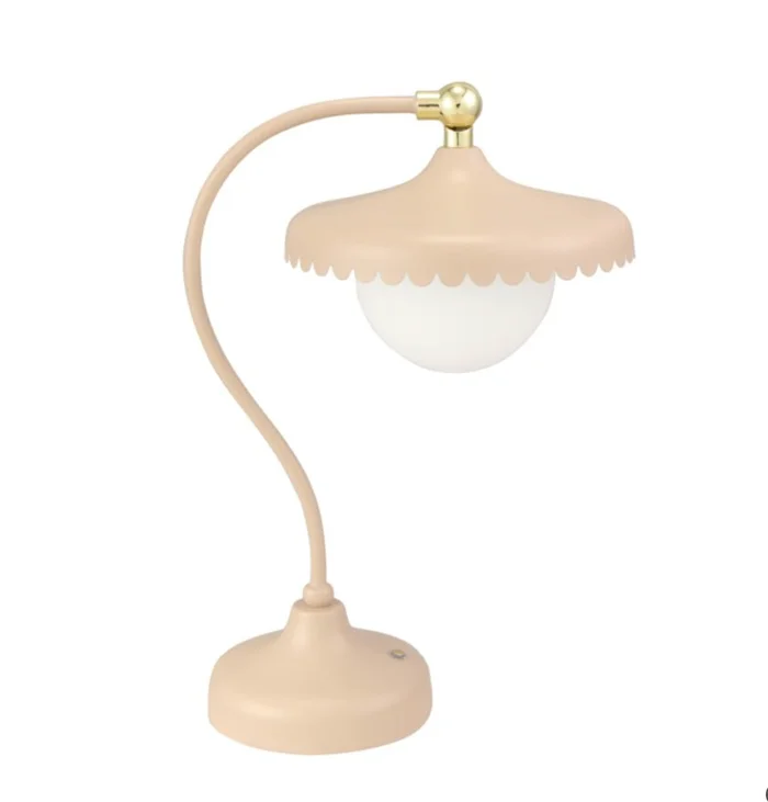 Scalloped Lamp