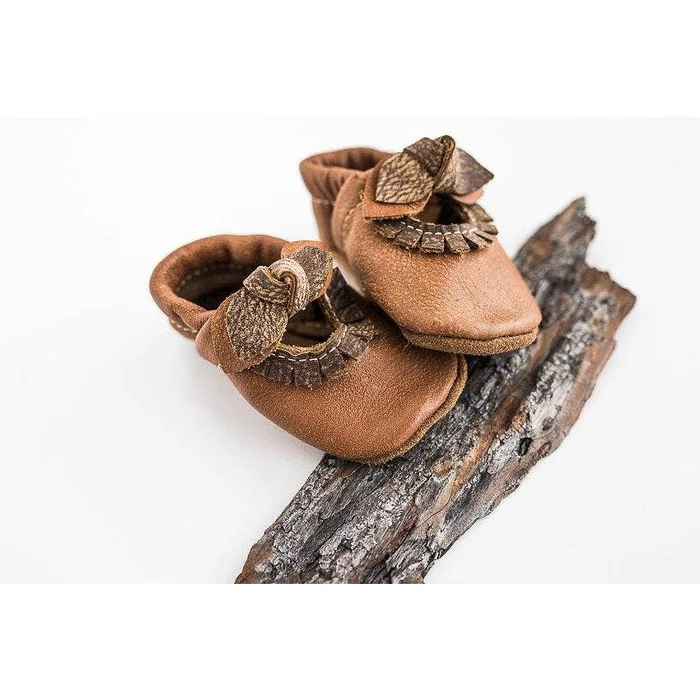 Shoes (Leather Mary Janes With Bows) – Tribe