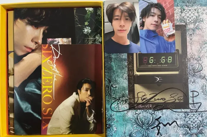 Super Junior D&E – 606 Authentic Autograph Album (2 Photocards Included) By Donghae