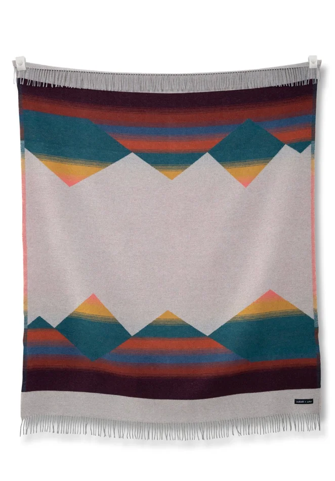 Throw Blanket – Mountain Tropic