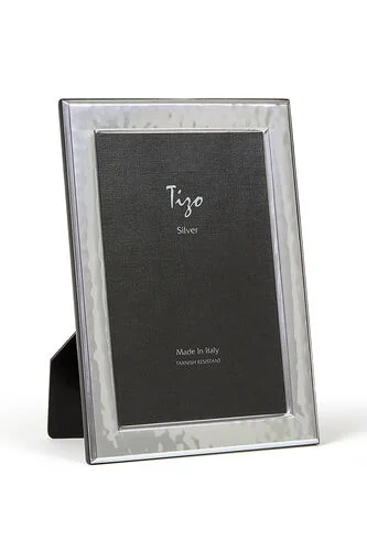 Tizo Design Narrow Hammered Silverplate Frame, 8*10