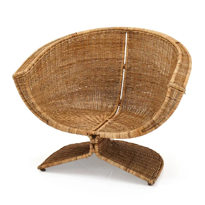 Wicker Miller Fong Wide Outdoor Lotus Lounge Chair