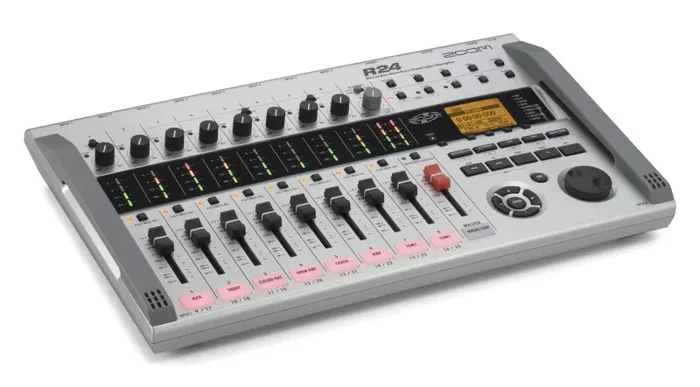 Zoom R-24 MultiTrack Recorder With 8-Track Simultaneous Recording